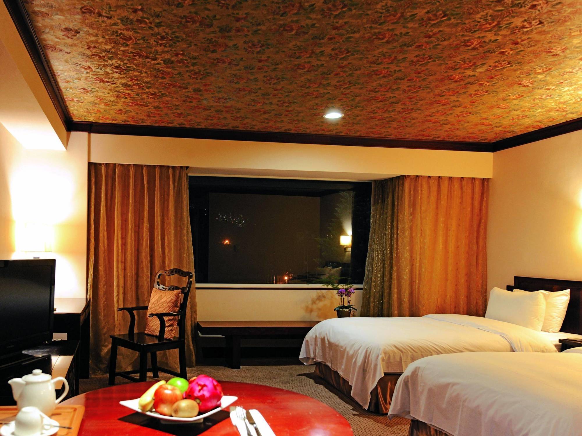 Beautiful Hotel Taipei Xindian Exterior foto
